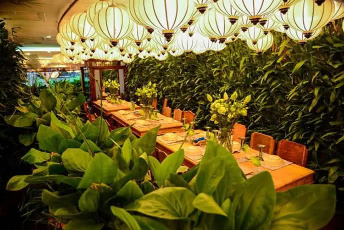 "Tropical Garden Restaurant" - Hòa Mình Vào Thiên Nhiên Trong Bữa Tiệc Công Ty