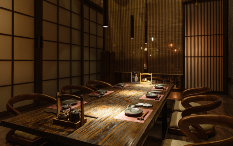 "Le Manoir d'Antan" - Dấu Ấn Pháp Cổ Giữa Lòng Phố