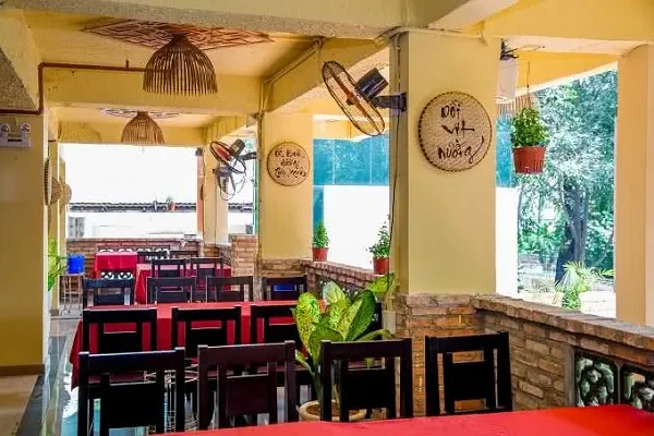 "Cơm Sinh Viên 99K" - No Bụng Chỉ Với Một Chữ "K"