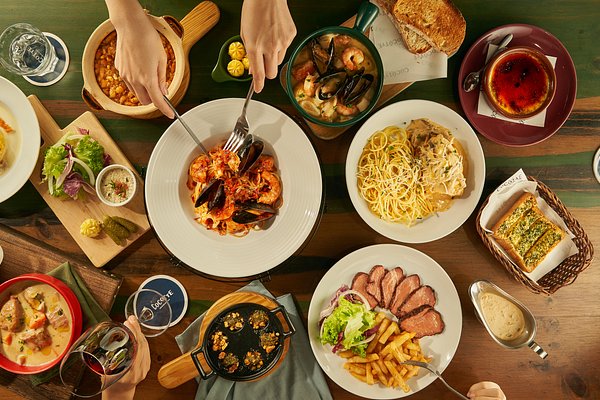 Nhà Hàng Buffet Trưa Giá Bình Dân: Tiết Kiệm Mà Vẫn Ngon Miệng